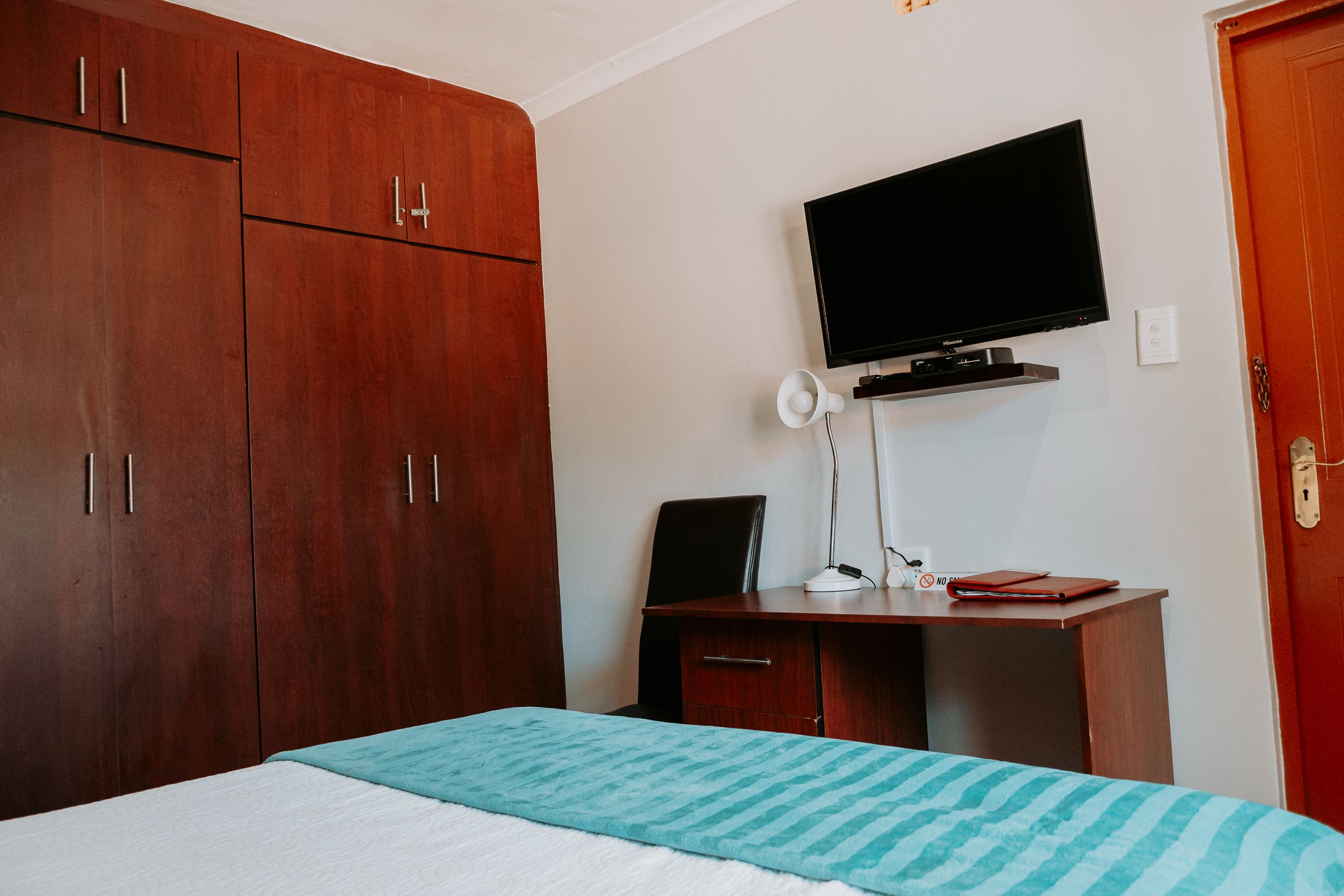 Room 7 Amenities